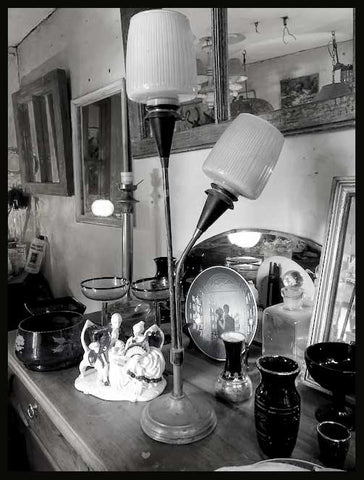 II.1737 LÁMPARA DE MESA ART DECÓ