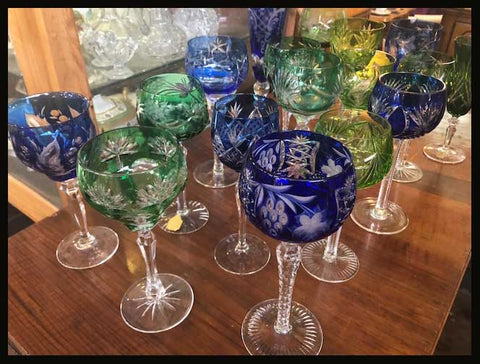 II.1738 JUEGO DE COPAS DE CRISTAL