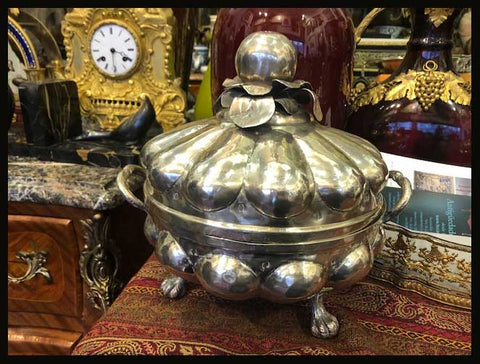 II.1752 GUISERA DE PLAQUÉ