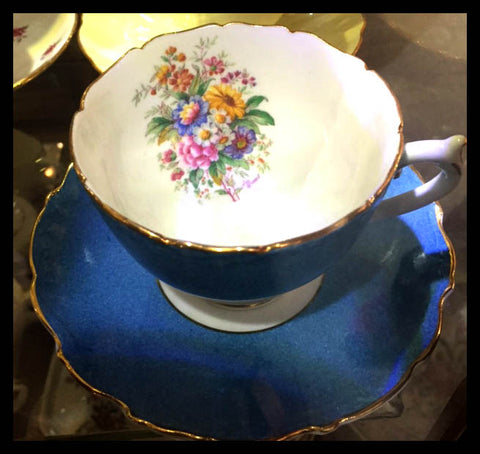 II.296 TAZAS DE COLECCIÓN