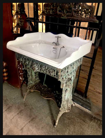 II.2031 LAVATORIO CON BASE DE FIERRO