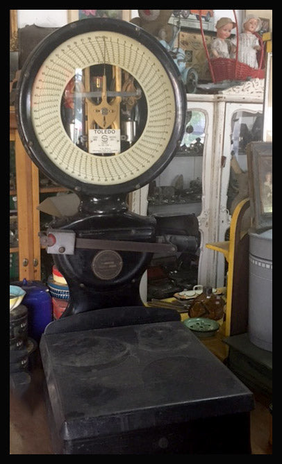 II.1157 GRAN PESA DE FIERRO