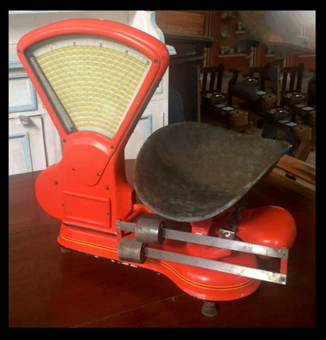 II.310 PESA DE ABANICO ROJA