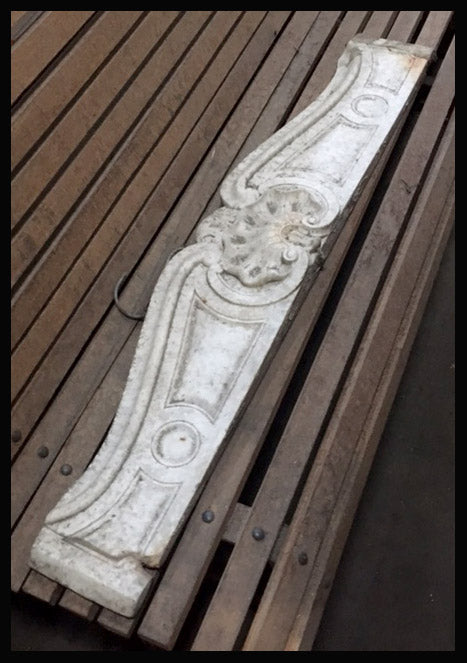 II.1180 MOLDURA CHIMENEA