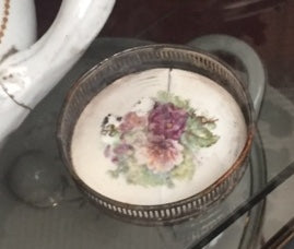 II.325 POSAVASOS DE LOZA PINTADA Y PLAQUÉ