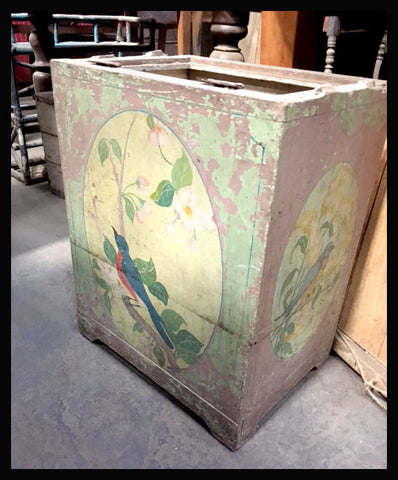 II.1181 CAJÓN DE MADERA PINTADO