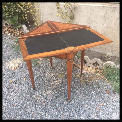 Post muebles metamórficos