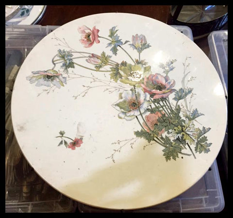 II.334 BANDEJA DE CERÁMICA PINTADA