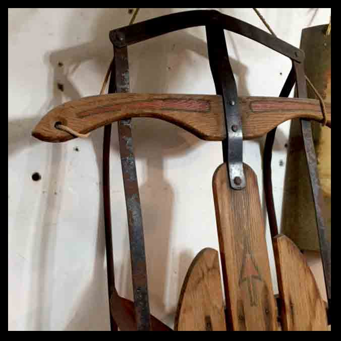 II.348 TRINEO DE MADERA