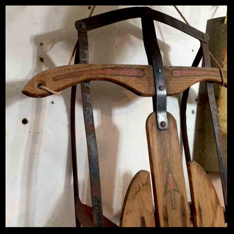 II.348 TRINEO DE MADERA