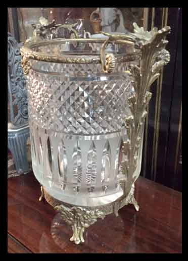 II.347 HIELERA CRISTAL Y BRONCE