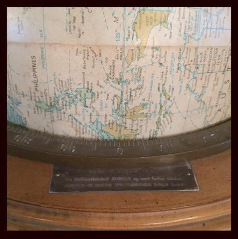 II.359 GLOBO TERRÁQUEO