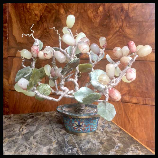 II.1207 ARBOLITO DE PIEDRA DURA