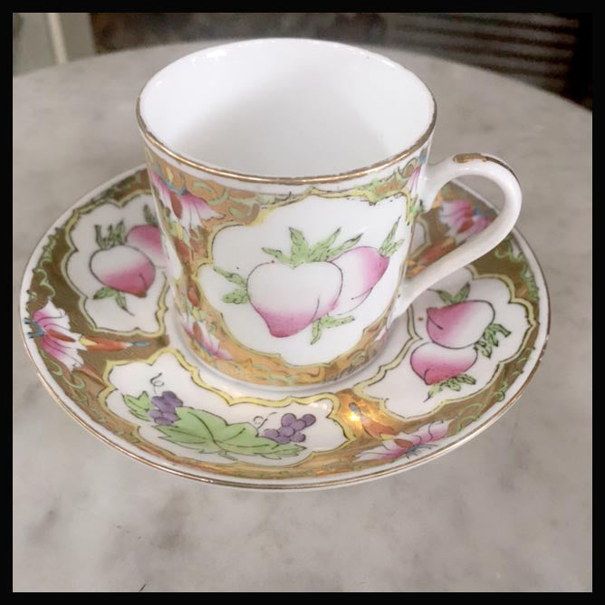 II.1195 TAZAS CHINAS DE COLECCIÓN