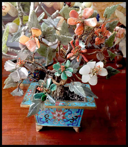 II.1212 ARBOLITO DE PIEDRA DURA