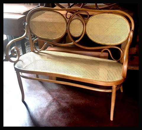 I.765 BANCA THONET