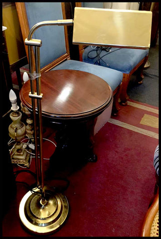 II.1545 LÁMPARA DE PIE DE BRONCE