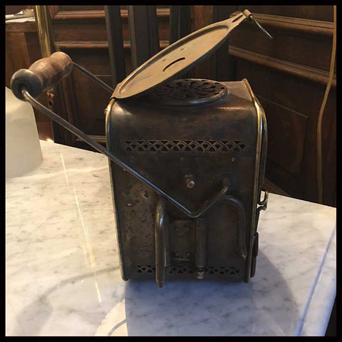 II.1546 MECHERO DE TREN PORTÁTIL