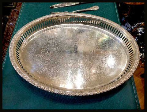 II.1787 BANDEJA DE PLAQUÉ