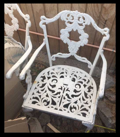 I.226 PAR DE SILLAS DE ALUMINIO FUNDIDO