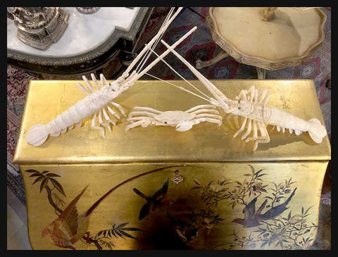 II.2046 FIGURAS JAPONESAS DE HUESO