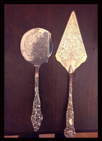 II.391 PAR DE CUBIERTOS DE SERVIR DE PLAQUÉ