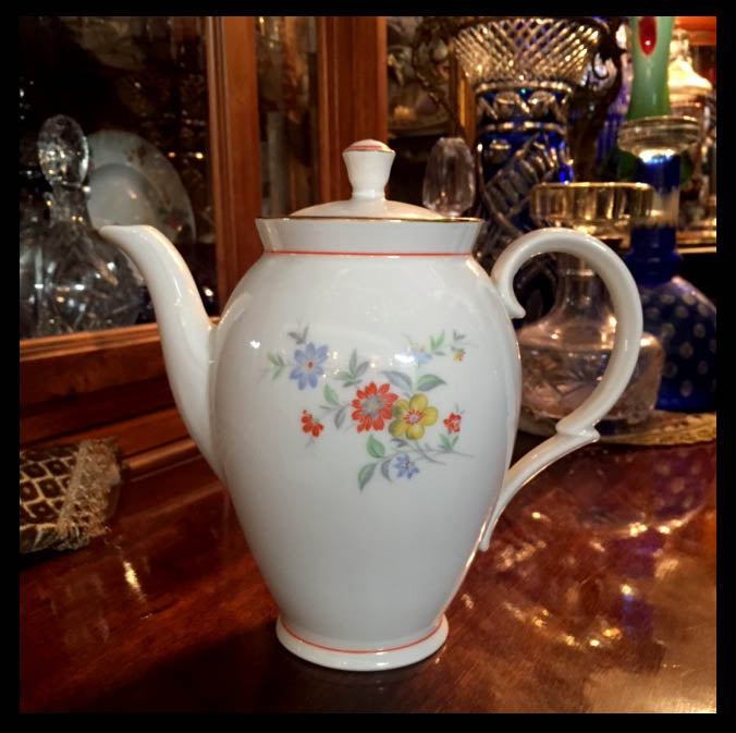 II.427 TETERA DE COLECCIÓN