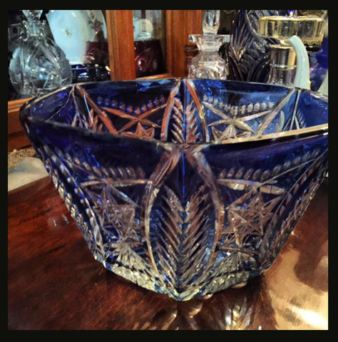 II.417 CENTRO DE MESA DE CRISTAL AZUL