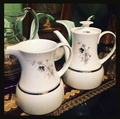 II.423 JUEGO DE TÉ THOMAS