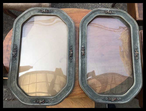 II.2062 PAR DE MARCOS BOMBÉ