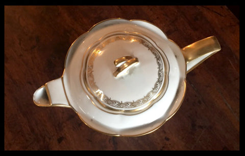 II.447 TETERA DE COLECCIÓN