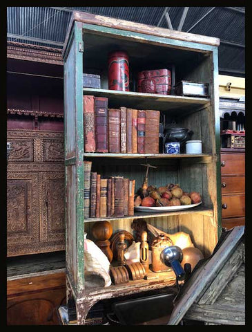 I.1219 REPISERO PATINADO