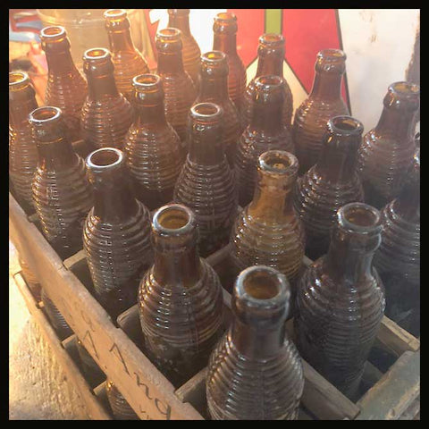 II.1815 BOTELLAS ANTIGUAS DE CRUSH