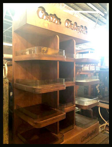 I.1230 MUEBLE GALLETERO DE ALMACÉN