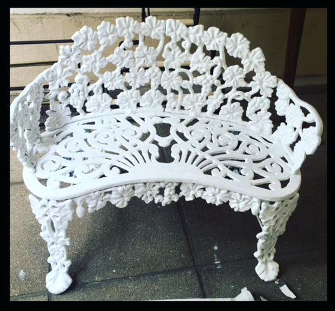 I.238 BANCA DE FIERRO FUNDIDO PINTADA BLANCA