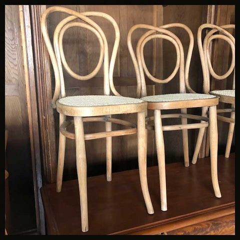 I.1233 SILLAS THONET