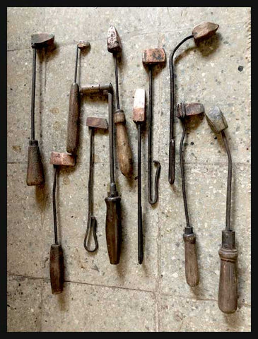 II.2079 COLECCIÓN DE 11 CAUTINES