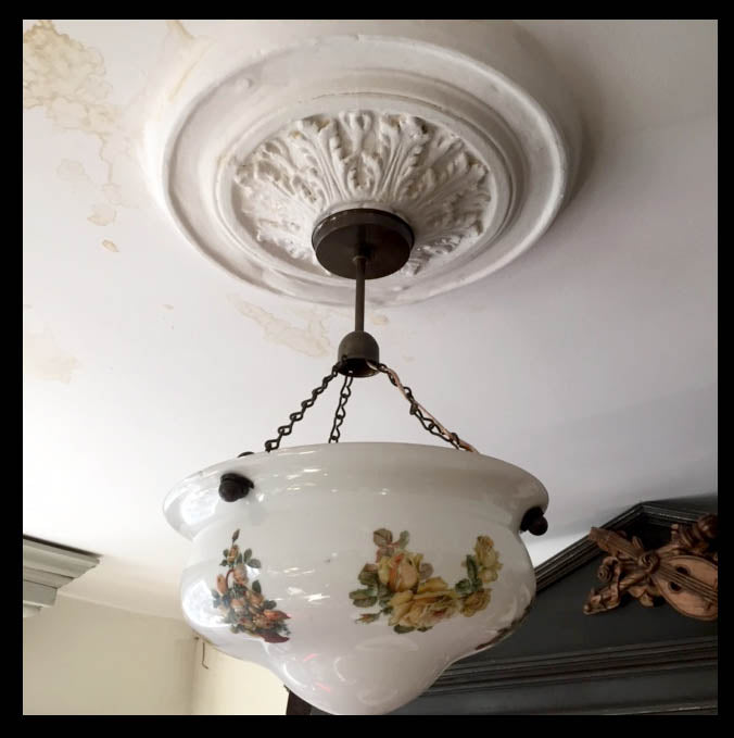 II.473 LÁMPARA DE OPALINA COLGANTE