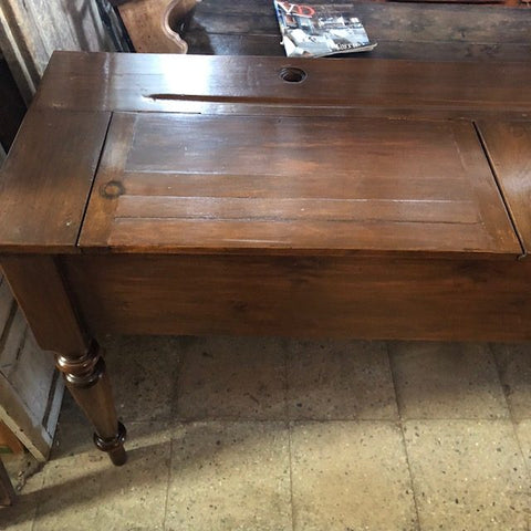 I.1247 ANTIGUO PUPITRE PARA TRES