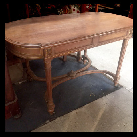 I.255 MESA DE MADERA Y BRONCE