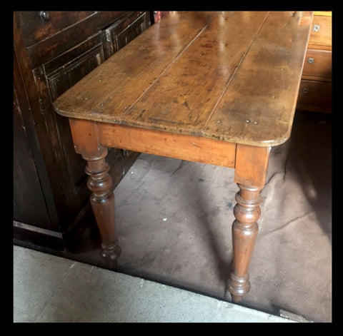 I.264 MESA DE LINGUE