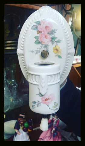 II.491 APLIQUÉ DE PORCELANA