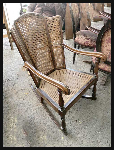 I.1553 SILLA MECEDORA