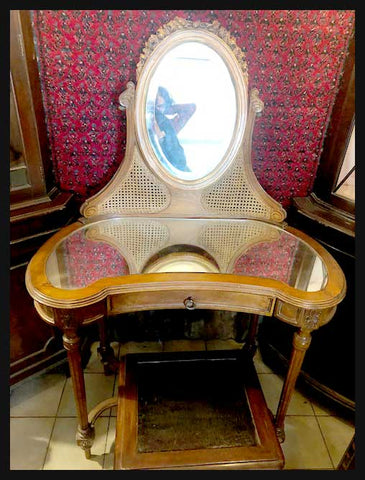 I.1554 MUEBLE TOCADOR