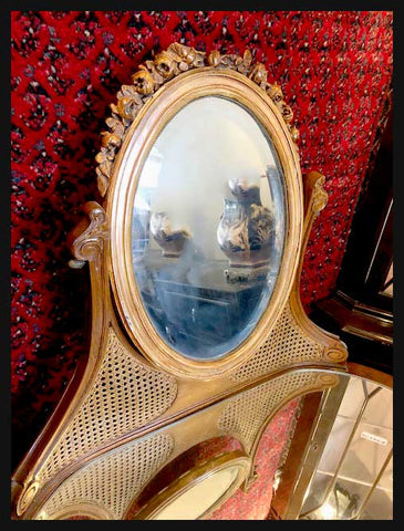 I.1554 MUEBLE TOCADOR