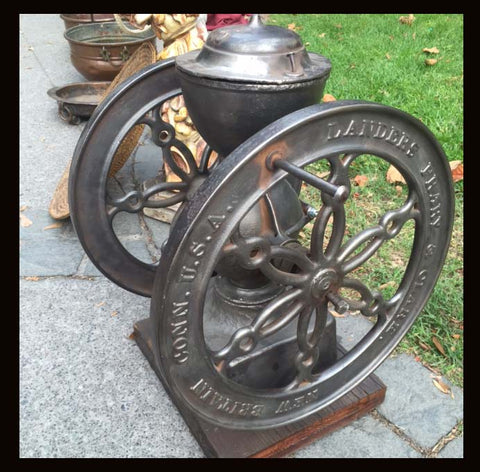 II.507 MOLINILLO DE CAFÉ DE GRAN FORMATO