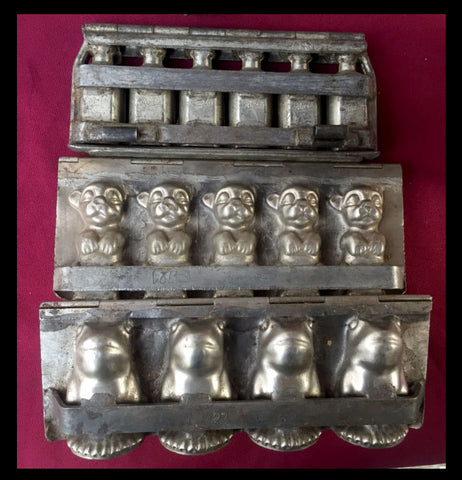 II.505 MOLDES DE CHOCOLATE