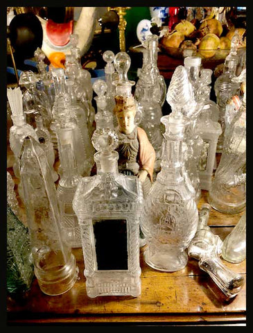 II.1803 COLECCIÓN DE BOTELLAS ANTIGUAS