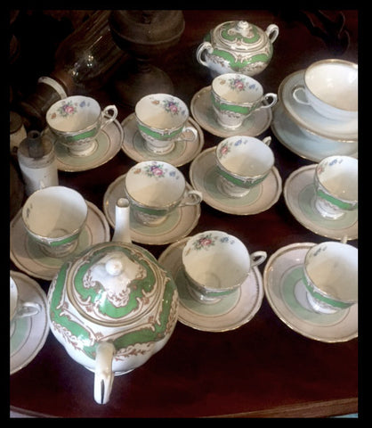 II.532 JUEGO DE TÉ PARA 10