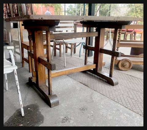 I.1551 MESA DE DIBUJO